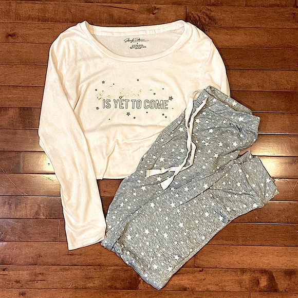 Marilyn Monroe Other - 🌸Marilyn Monroe Pink & Grey Pajamas